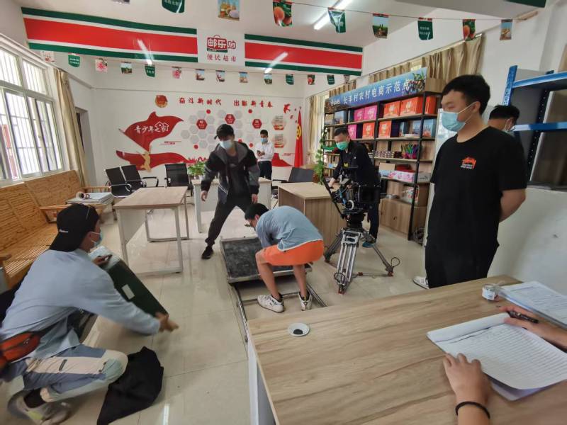 追星女孩心理学分析报告：长武县广告片拍摄公司揭秘饭圈应援式传播逻辑